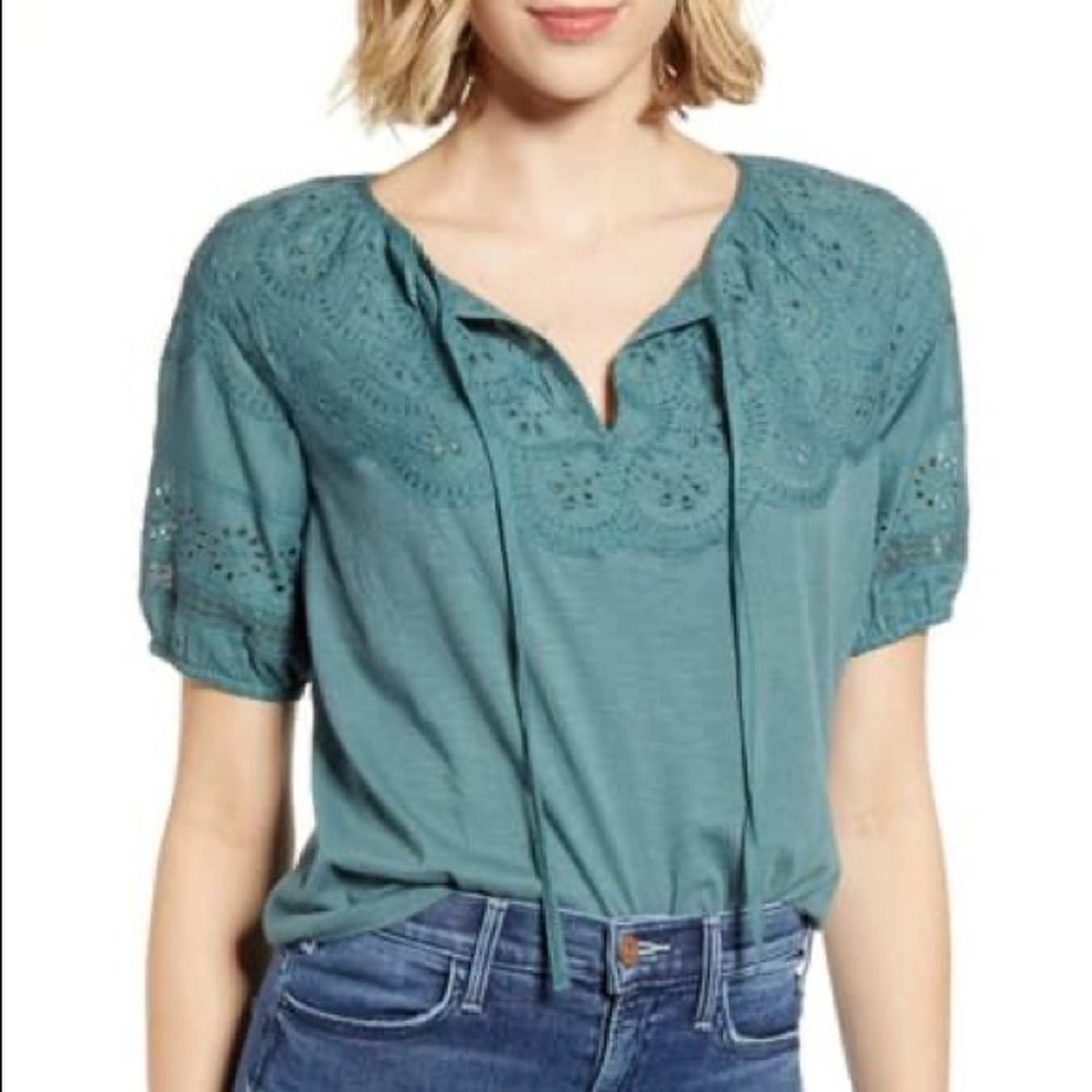 Lucky Brand Blue Eyelet Peasant Short Sleeve Casual Top